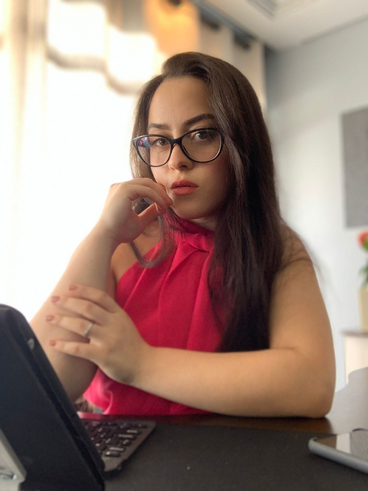 Foto da advogada lara gabriela castro